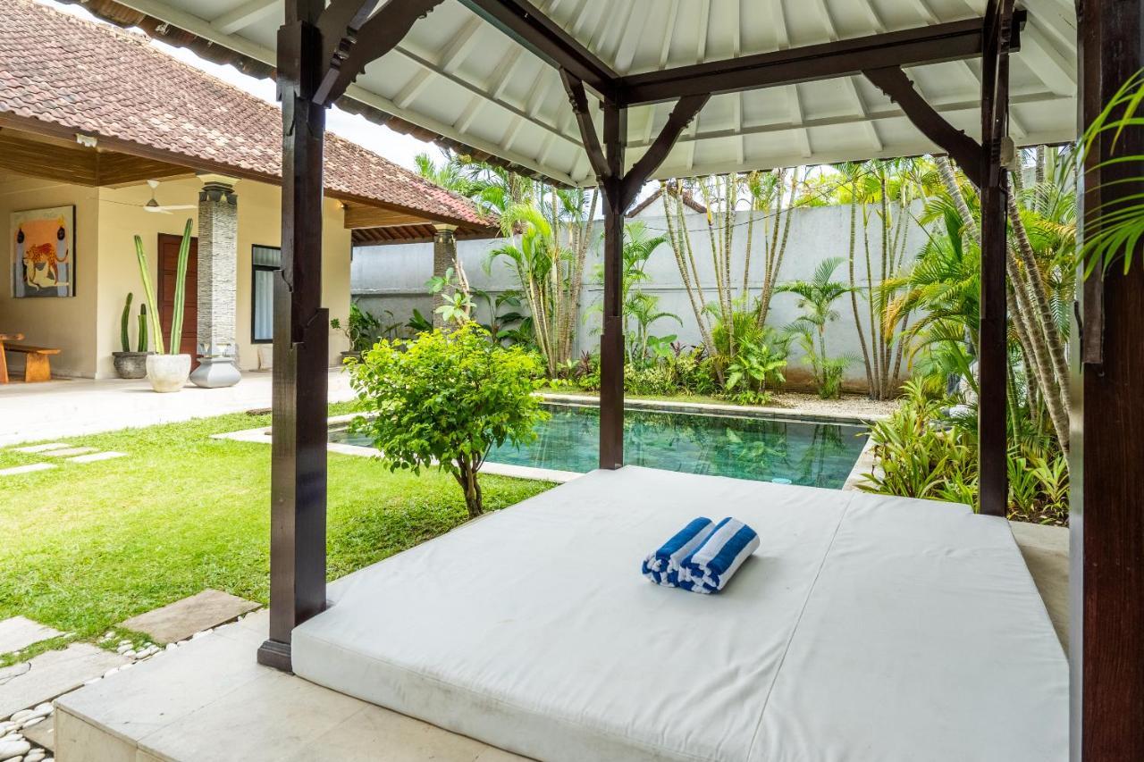 Villa Damai Oasis In The Heart Of Seminyak Exteriör bild