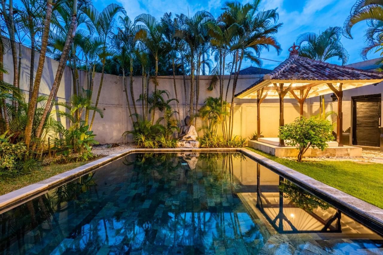Villa Damai Oasis In The Heart Of Seminyak Exteriör bild